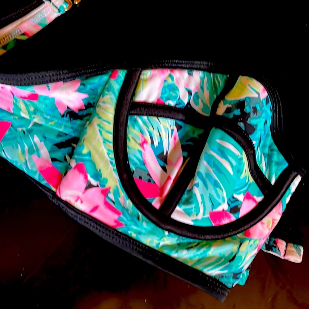 Cute floral bikini top